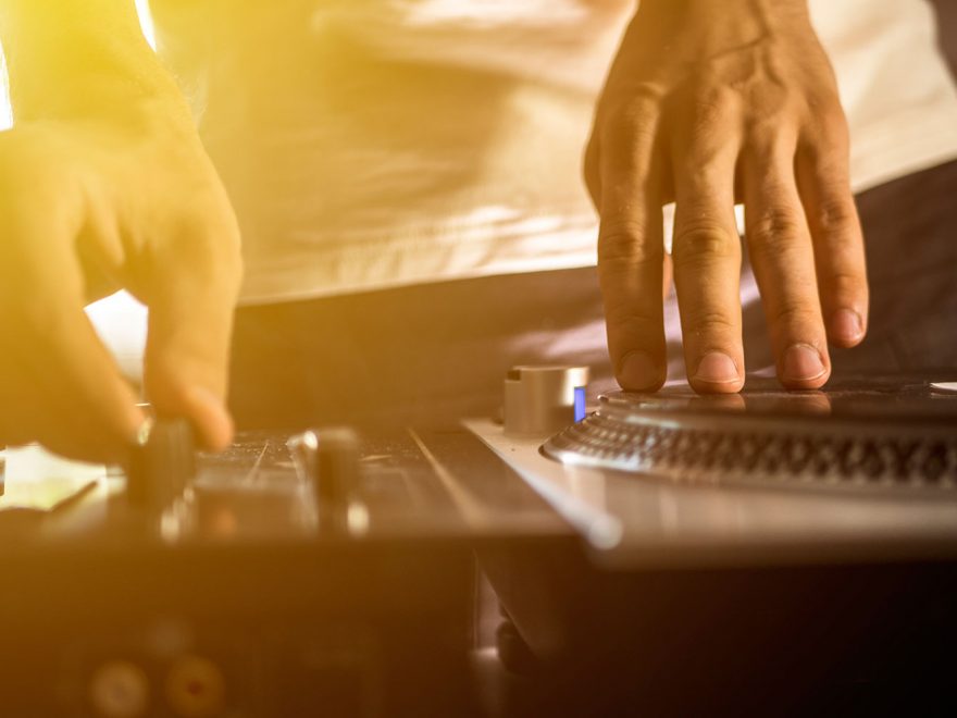 5 Tips To Help Mobile DJs Succeed